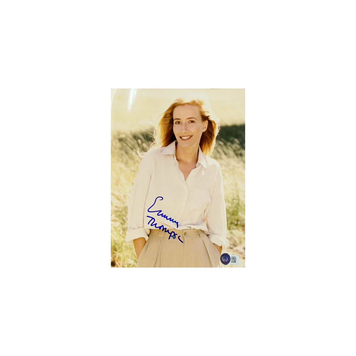 Emma Thompson Autographed 8x10 Smiling Beckett product image 1, provided for visual reference and product detail review
