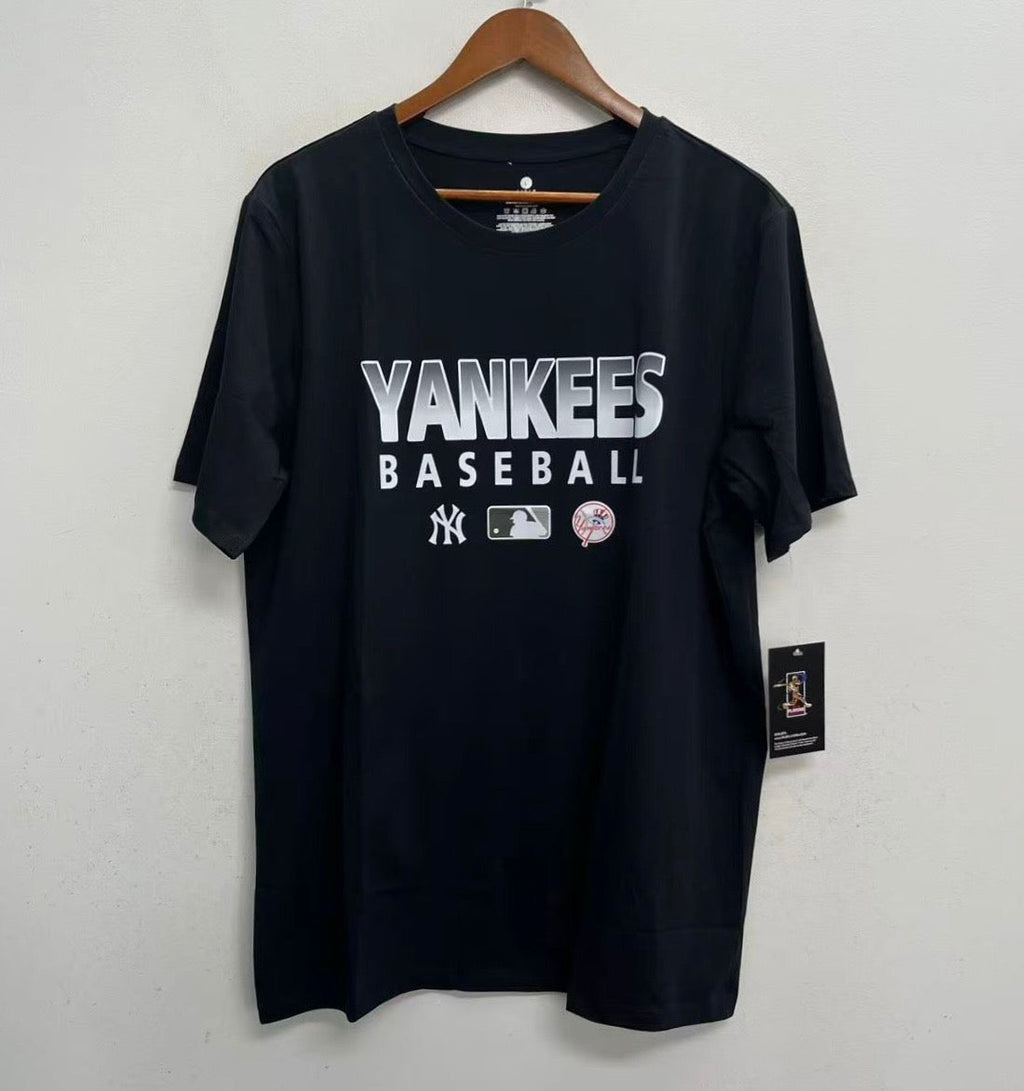 New York Yankees official MLB T shirt product image 1