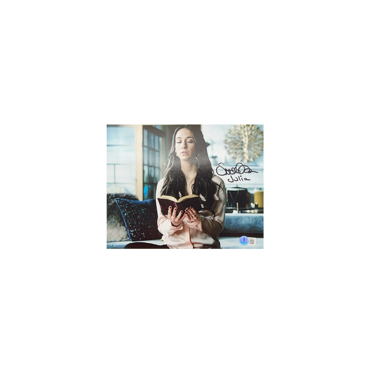 Stella Maeve Autographed The Magicians 8x10 "Julia" Inscription Beckett product image 1, provided for visual reference and