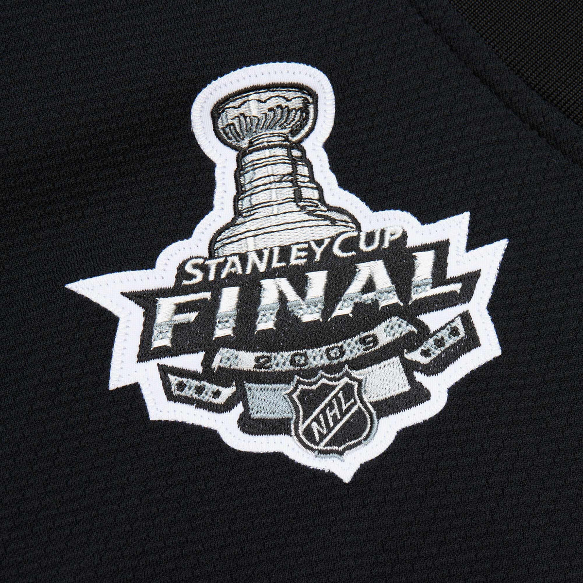Pittsburgh Penguins Sidney Crosby Black 2008-09 Power Play Jersey product image 5, provided for visual reference and product