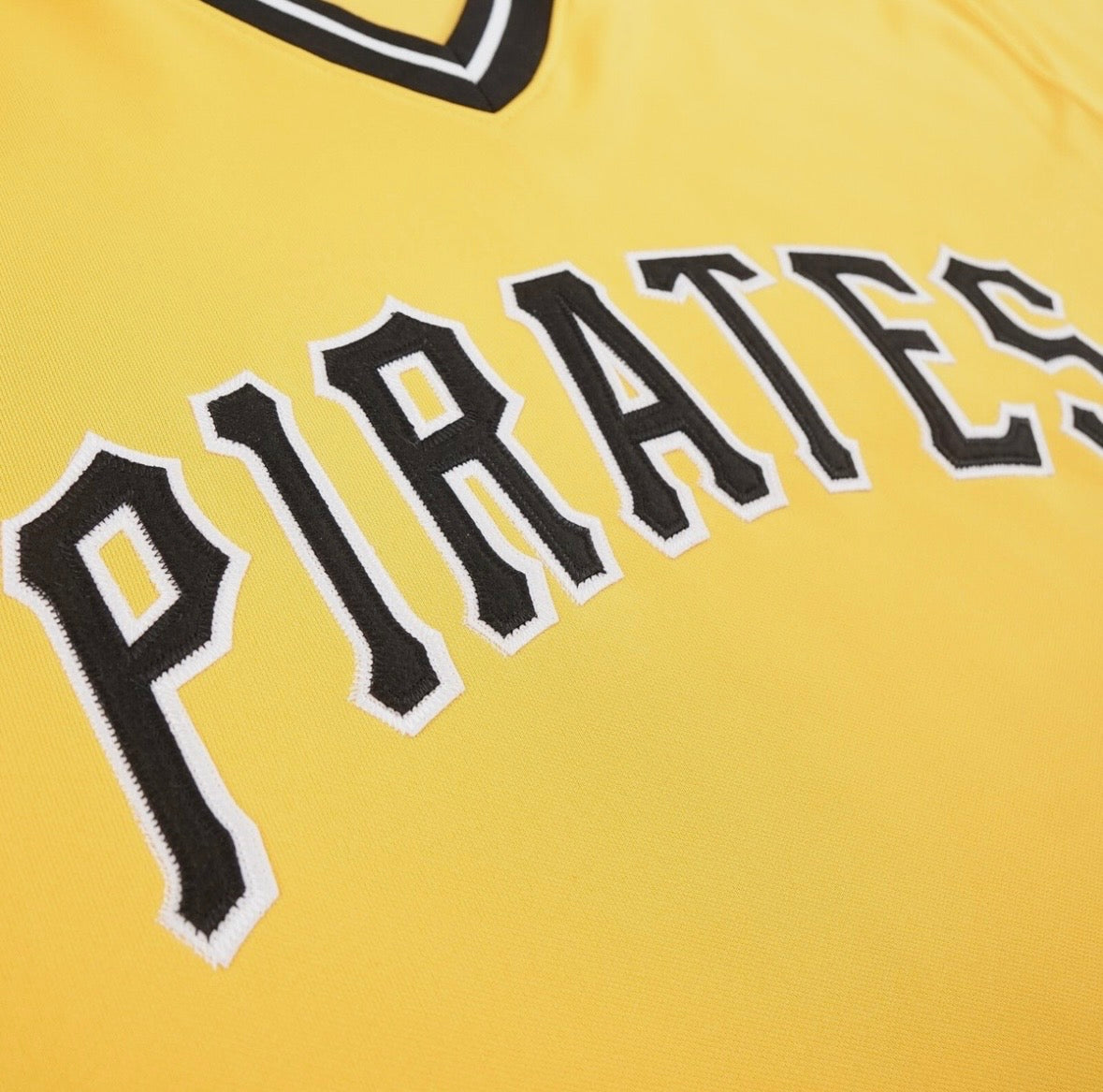 Andrew McCutchen Pittsburgh Pirates Official MLB Majestic product image 4