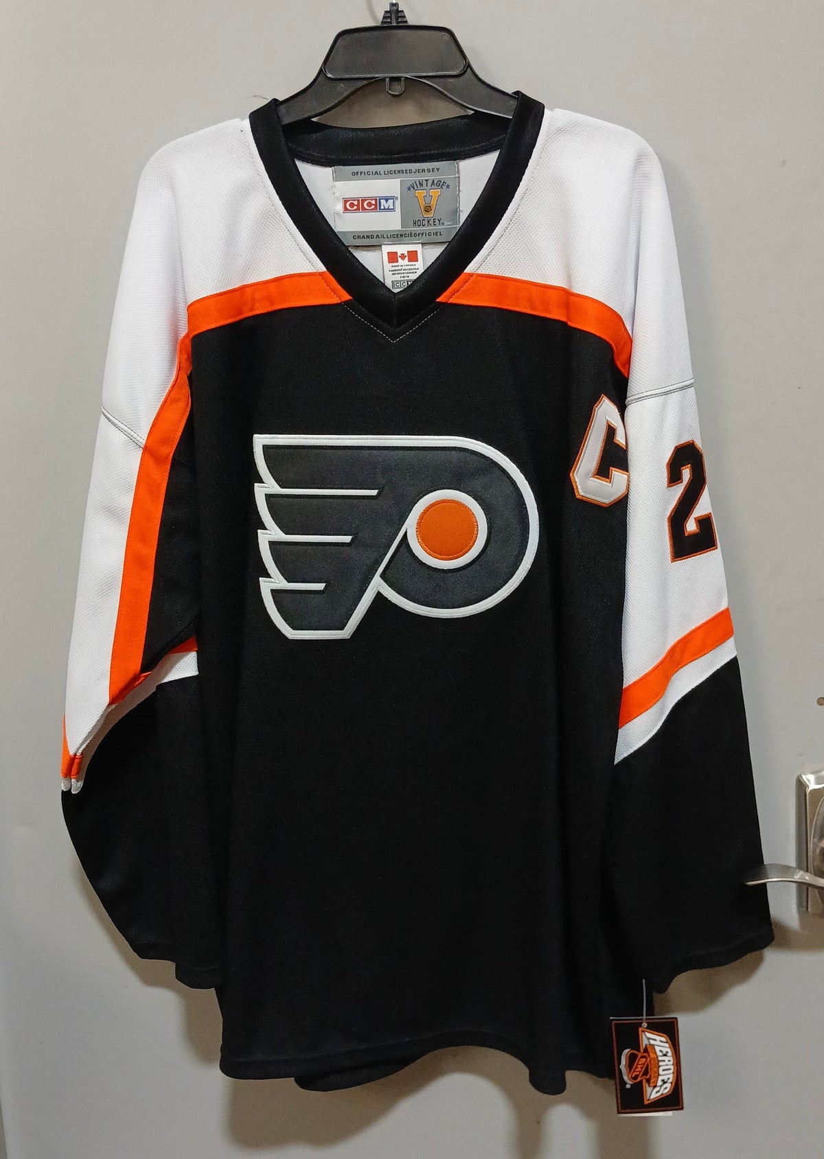 Peter Forsberg Philadelphia Flyers Official NHL Jersey CCM product image 2