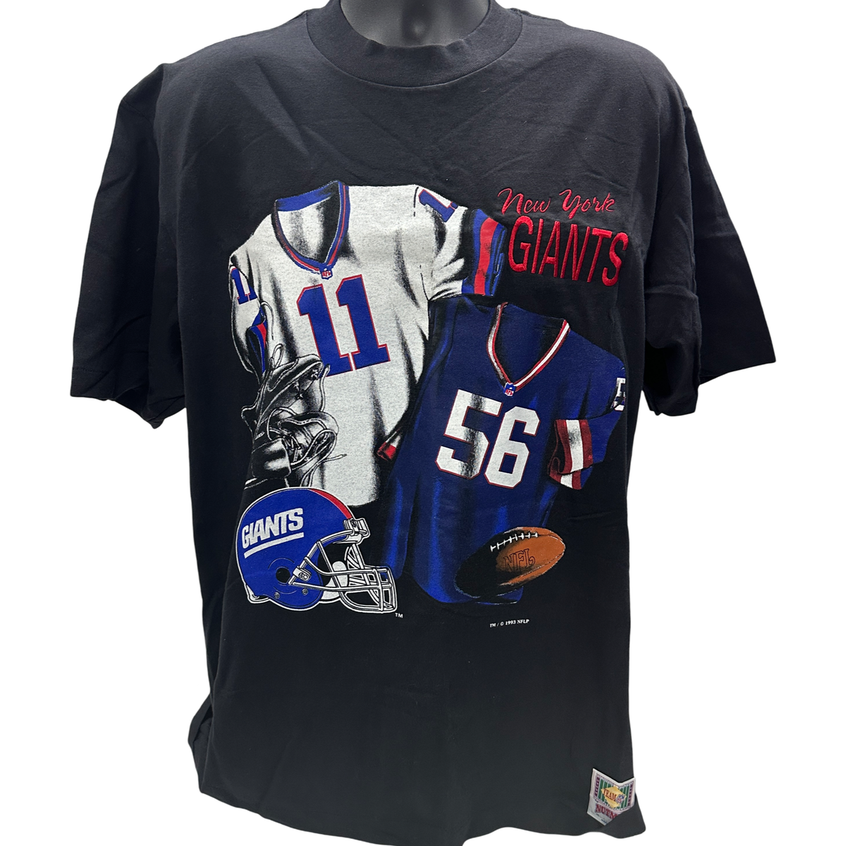Nutmeg New York Giants T-Shirt Size - L product image 1, provided for visual reference and product detail review