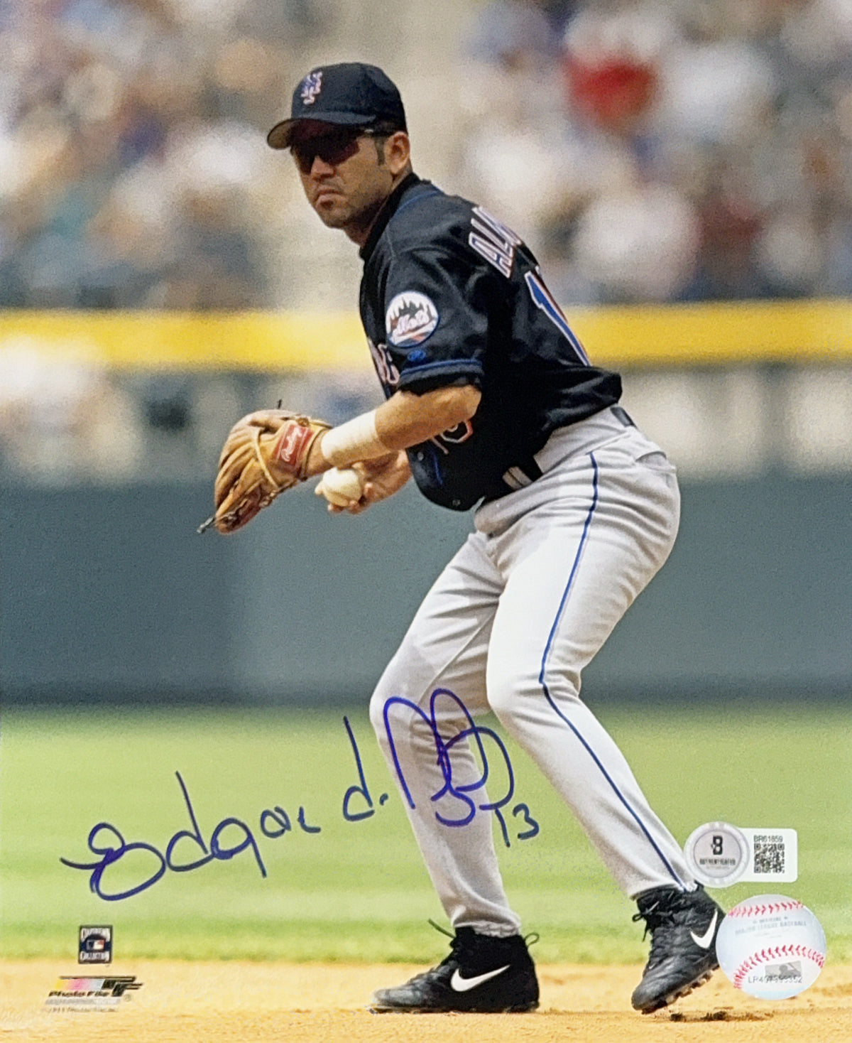 Edgardo Alfonzo Autographed New York Mets Fielding 8x10 Beckett product image 1, provided for visual reference and product