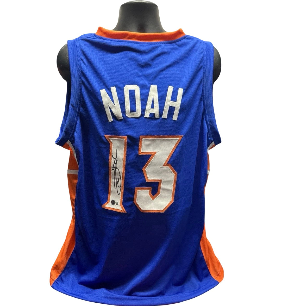 Joakim Noah Autographed Florida Gators Blue Jersey Beckett product image 1, provided for visual reference and product detail