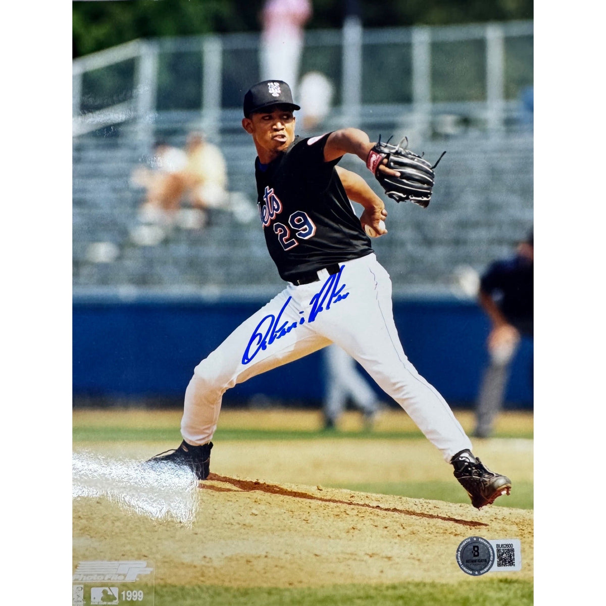 Octavio Dotel New York Mets Autographed 8x10 Beckett BAS product image 1, provided for visual reference and product detail