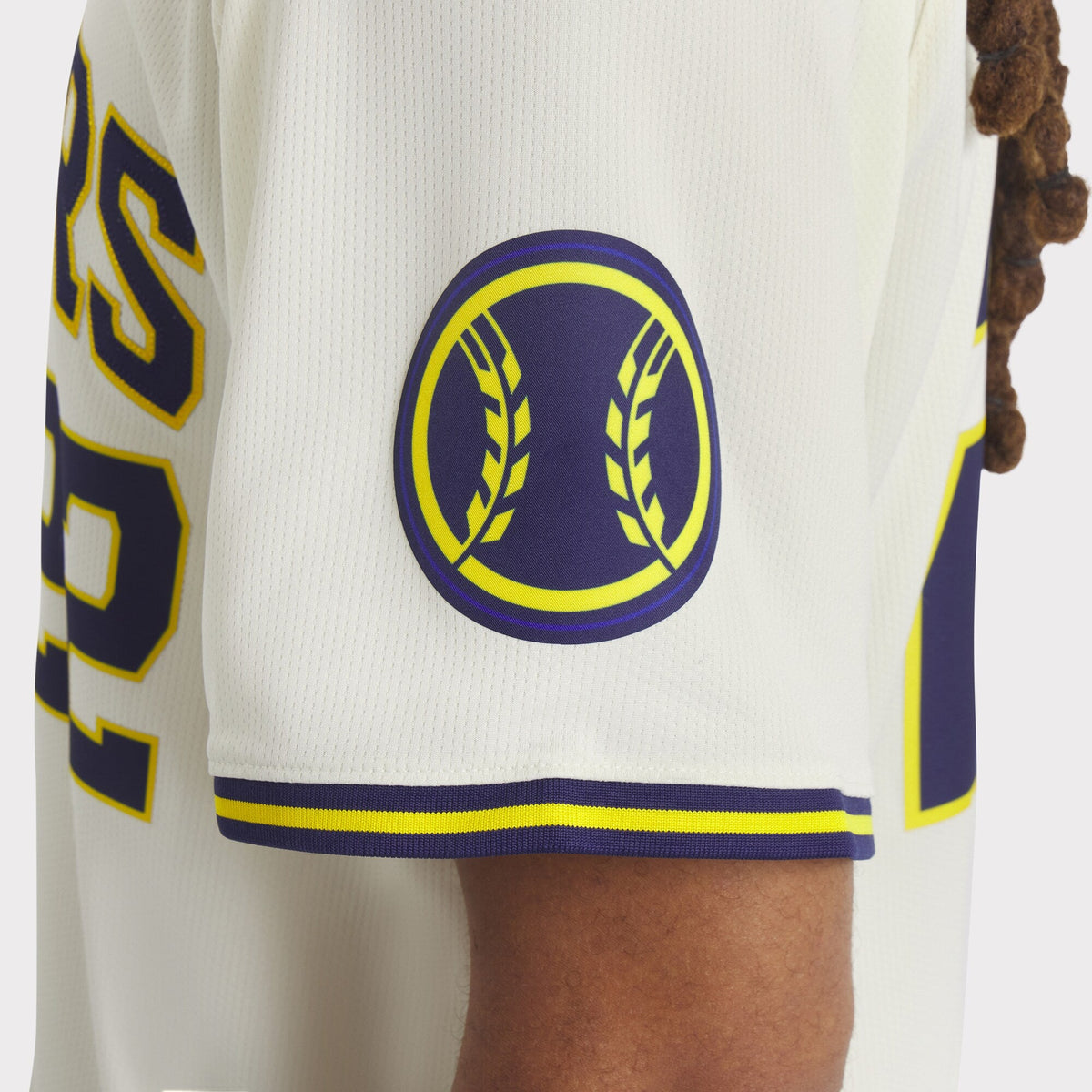 Milwaukee Brewers Christian Yelich Cream Home Limited Player Jersey product image 13, provided for visual reference and