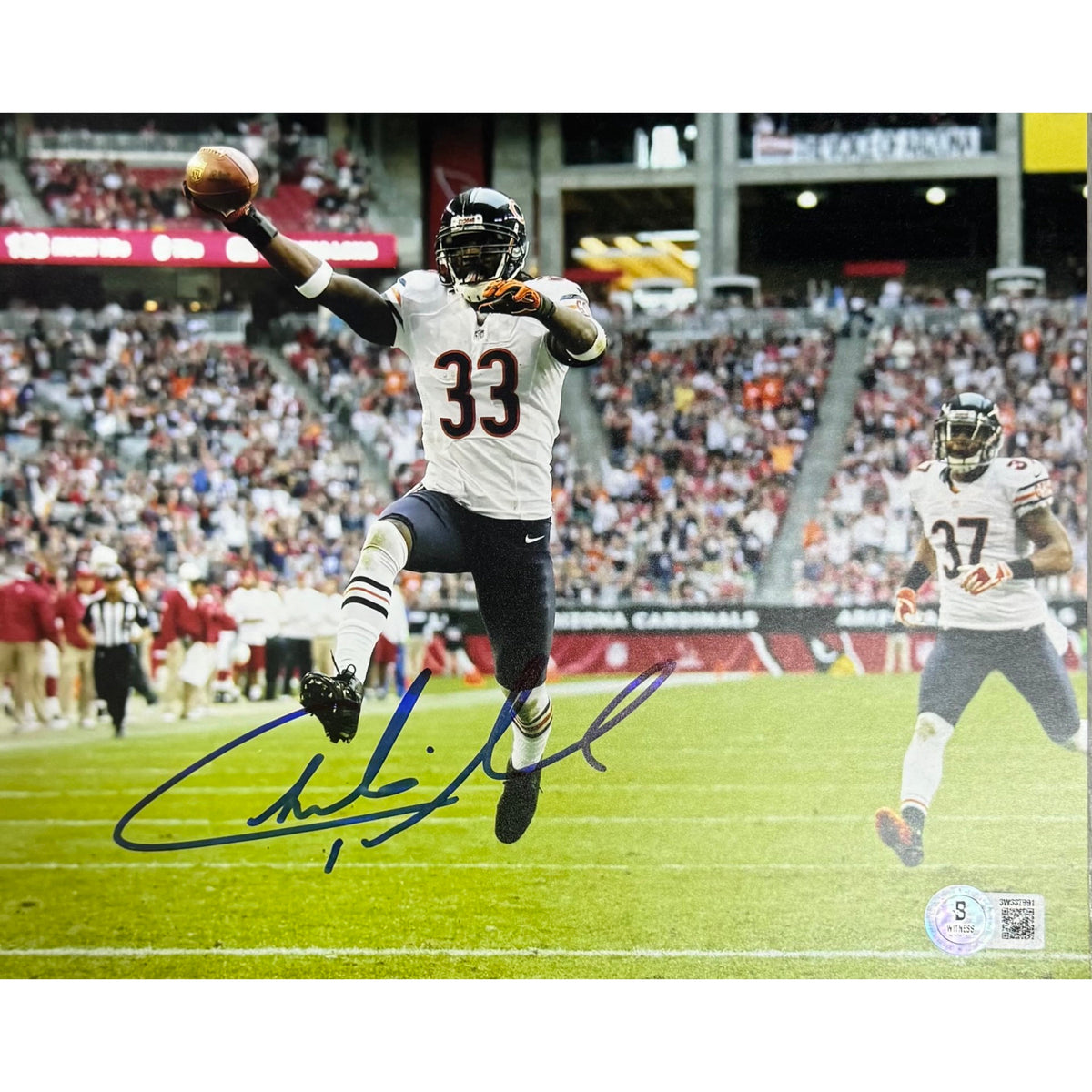 Charles Tillman Autographed Chicago Bears White Jersey Reaching 8x10 Beckett BAS product image 1, provided for visual