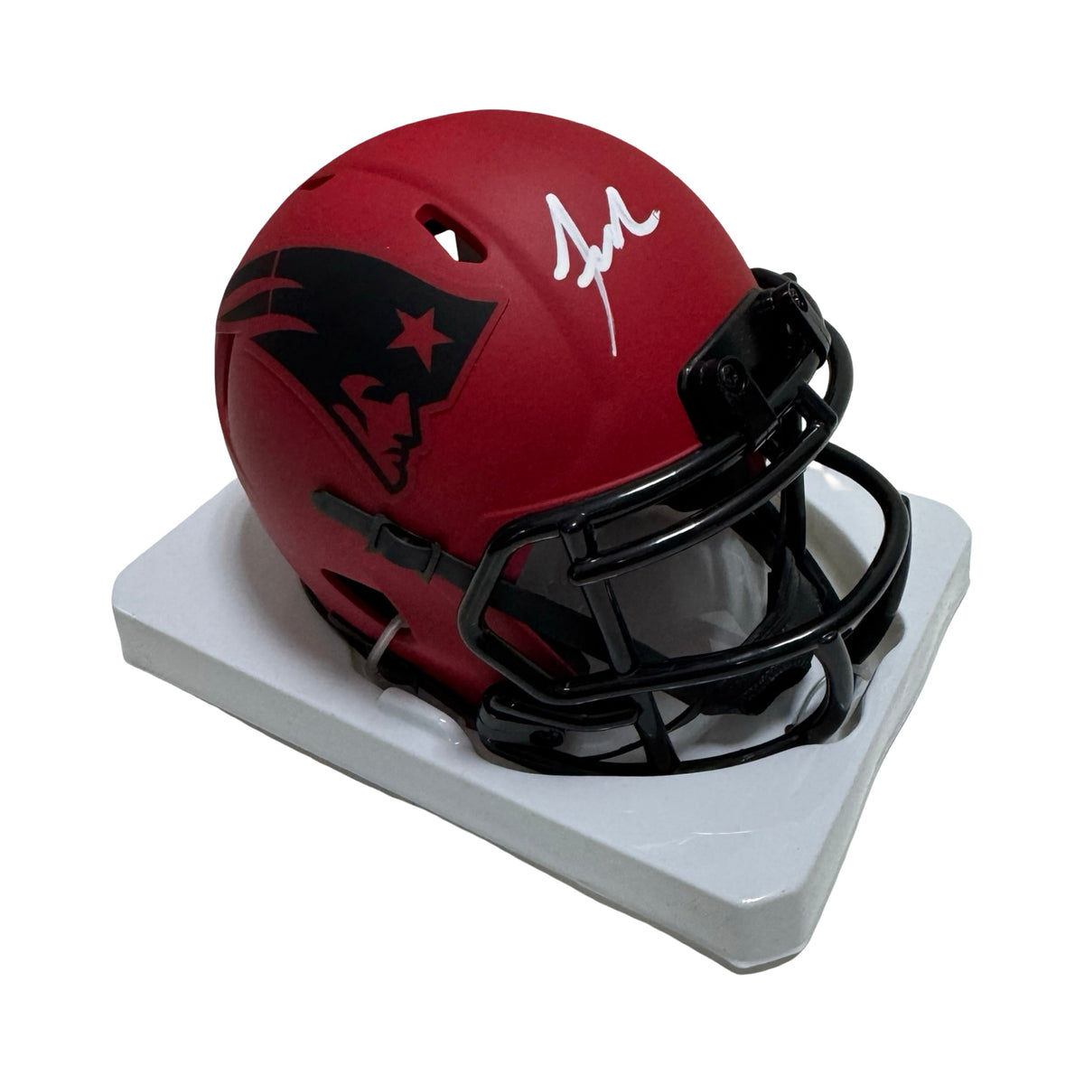 Jaylinn Hawkins Autographed New England Patriots Rave Speed Mini Helmet Beckett BAS product image 1, provided for visual