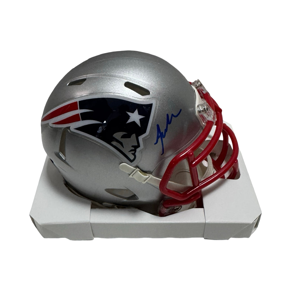 Jaylinn Hawkins Autographed New England Patriots Speed Mini Helmet Beckett BAS product image 1, provided for visual